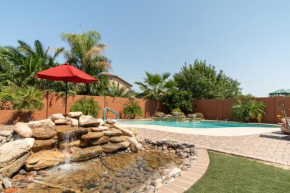 Oasis Villa With Pool, Putting Green & Pool Table